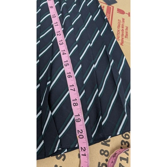 NWT TOMMY HILFIGER Size 4 Skirt Pleated Striped Elastic Waist - Picture 9 of 9